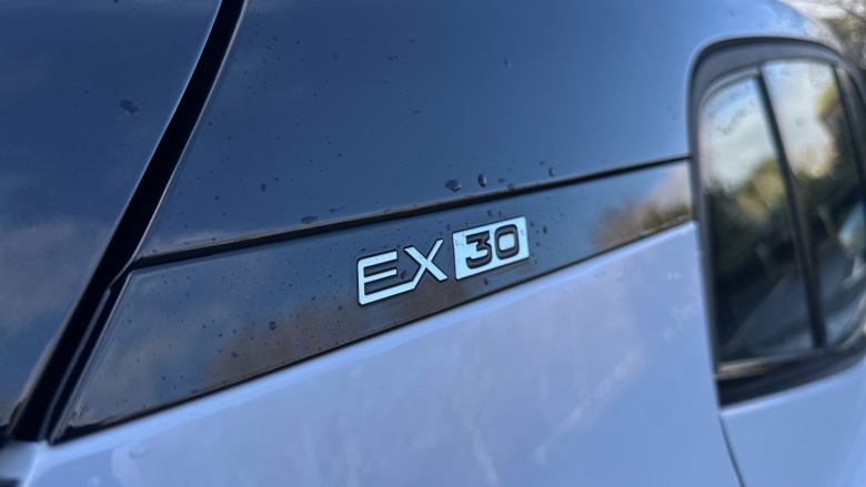 Volvo EX30 200kW SM Extended Range Plus 69kWh 5dr Auto Electric Estate